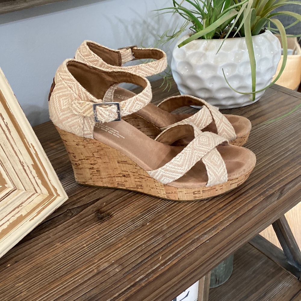 TOMS stappy wedge sandals